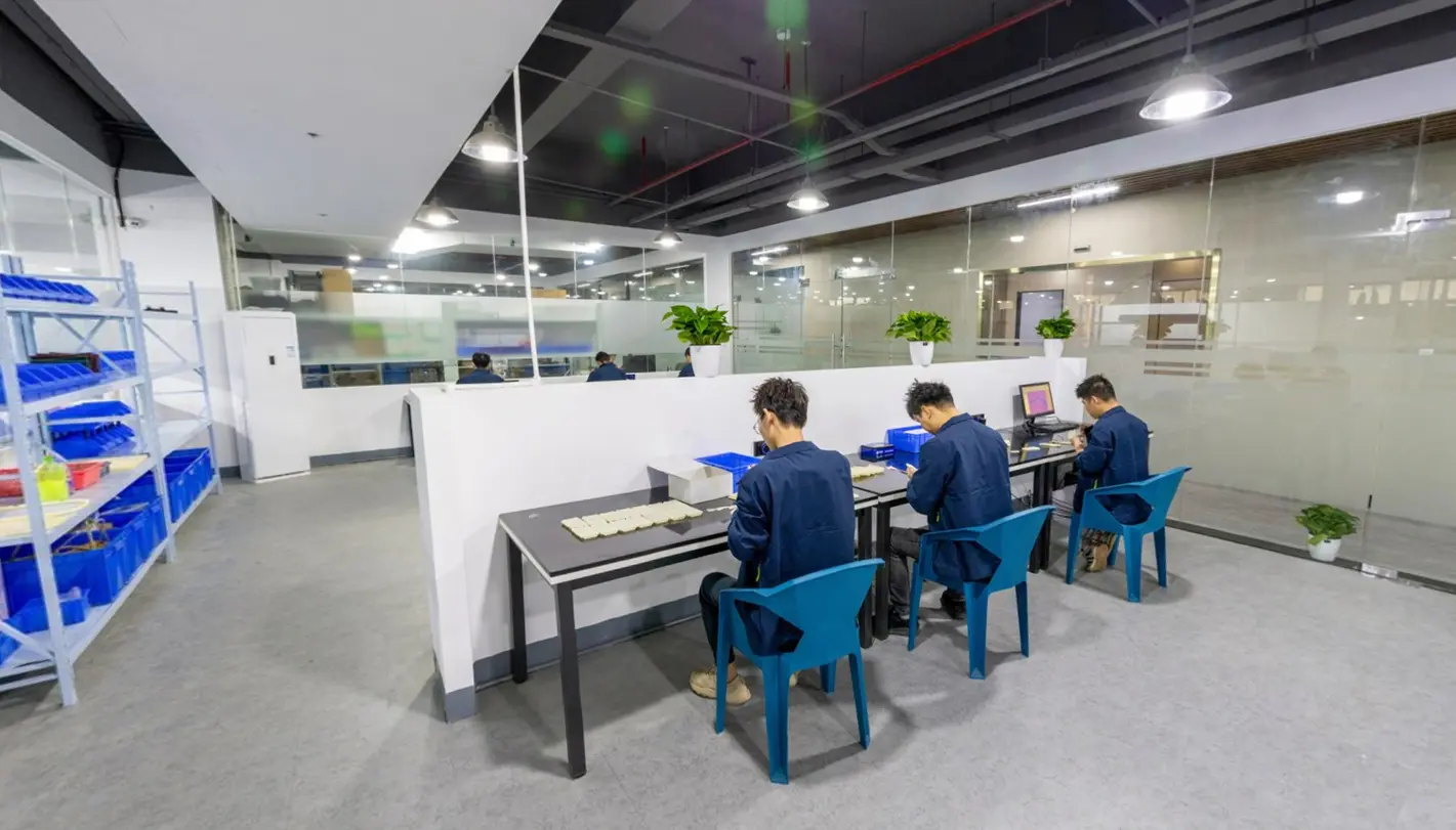 Low-volume plastic part manufacturing for product teams