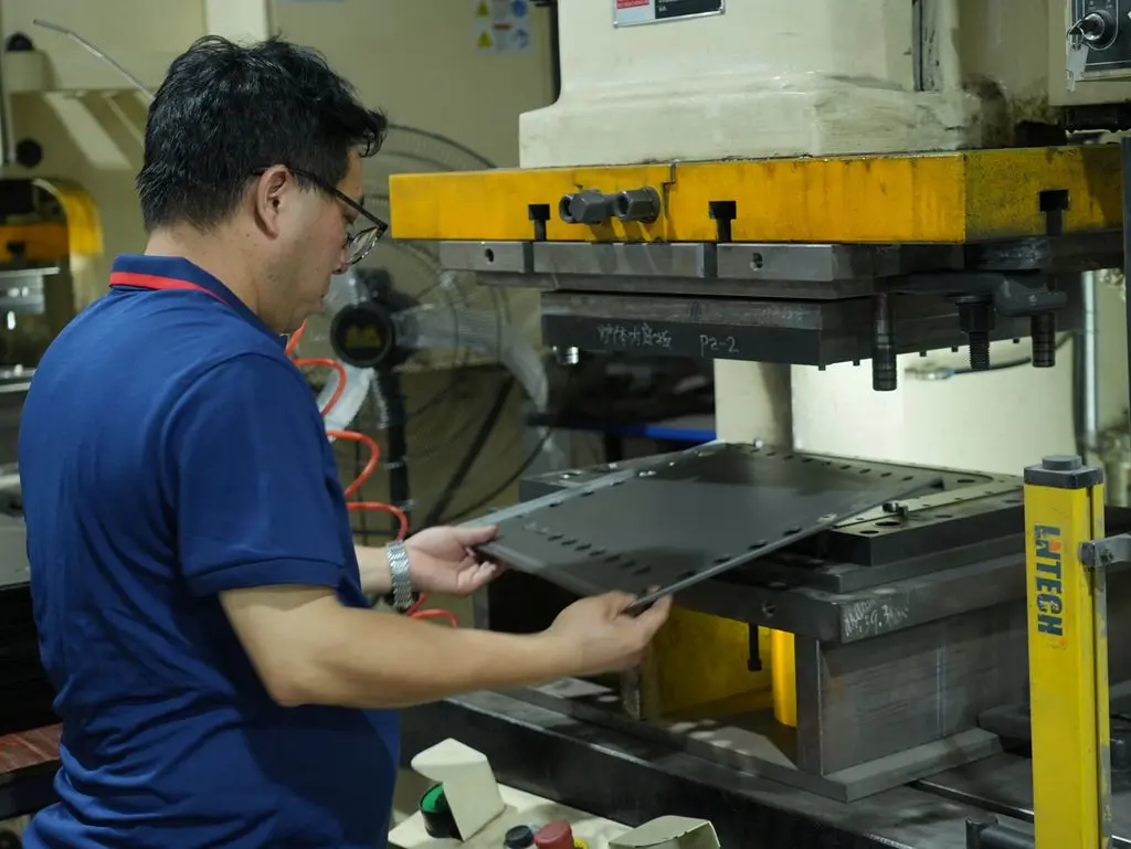 Precision sheet metal components for OEMs-Low-volume sheet metal fabrication