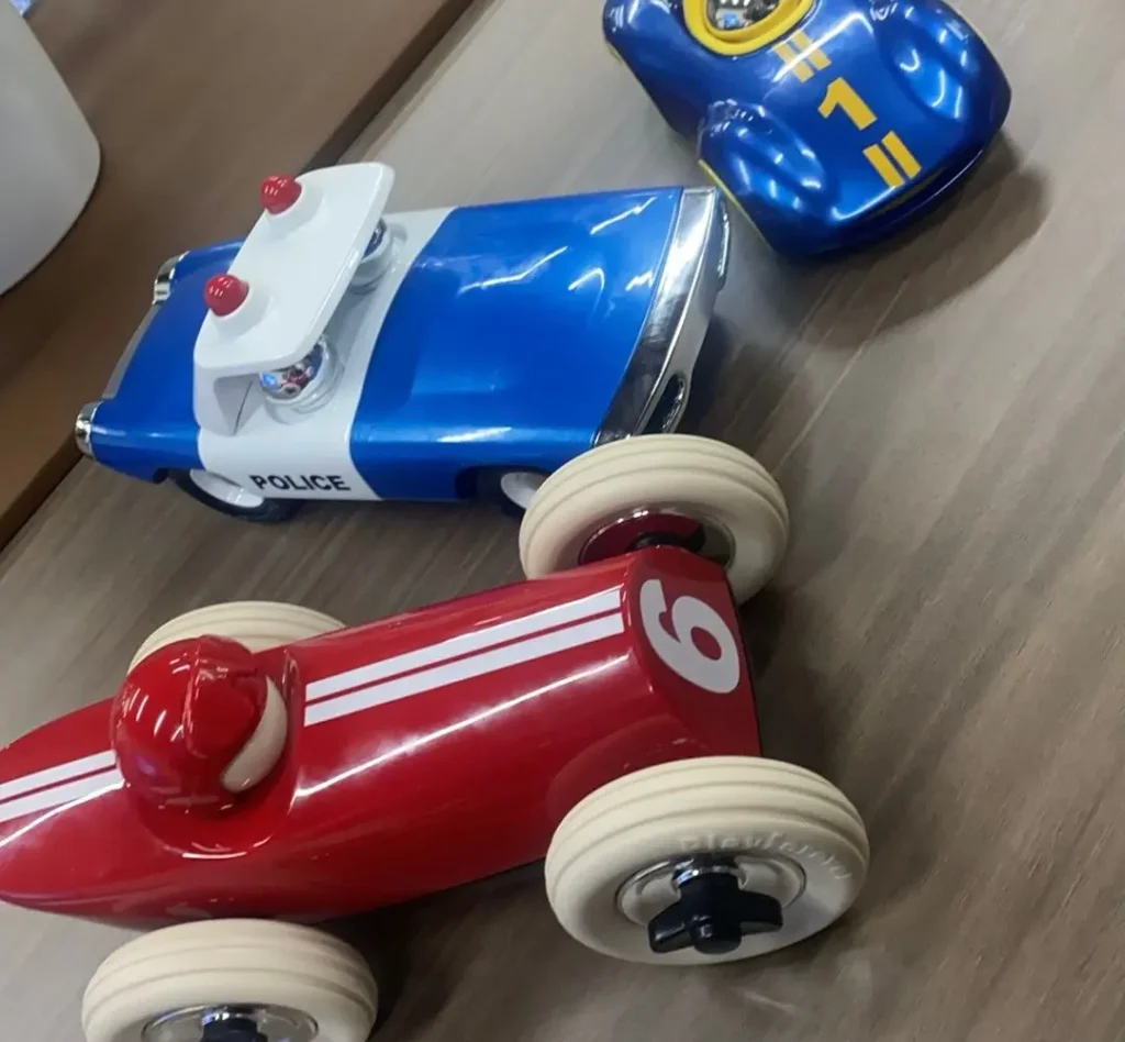 ProtoCraft-OEM-Custom-Low-Volume-Manufacturing-Toy-Functional prototype for toy development